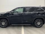 Toyota Highlander 2017 года за 20 560 000 тг. в Костанай – фото 3