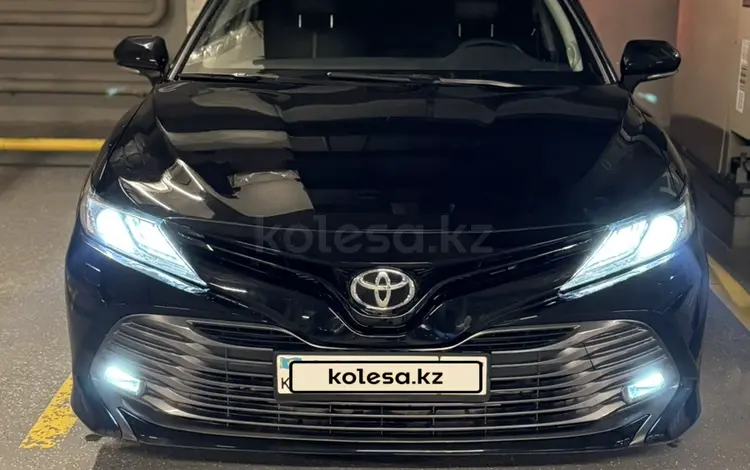 Toyota Camry 2019 годаfor14 990 000 тг. в Алматы