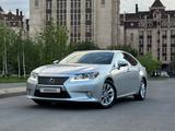 Lexus ES 300h 2013 годаүшін11 000 000 тг. в Астана