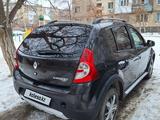 Renault Sandero Stepway 2013 года за 4 280 000 тг. в Актобе – фото 2