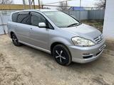 Toyota Ipsum 2006 года за 4 900 000 тг. в Атырау – фото 2