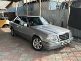 Mercedes-Benz E 320 1992 года за 1 850 000 тг. в Алматы