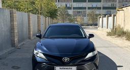 Toyota Camry 2019 года за 13 600 000 тг. в Жанаозен – фото 5