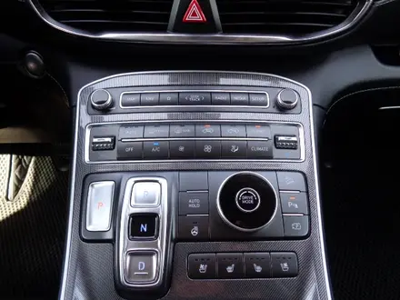 Hyundai Santa Fe 2021 годаүшін15 000 000 тг. в Астана – фото 14