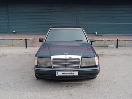 Mercedes-Benz E 200 1991 года за 1 200 000 тг. в Конаев (Капшагай) – фото 3