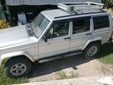 Jeep Cherokee 1997 года за 2 200 000 тг. в Алматы – фото 4