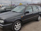 Volkswagen Golf 1998 года за 2 770 000 тг. в Астана