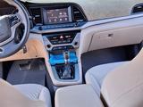 Hyundai Elantra 2017 года за 4 100 000 тг. в Актобе