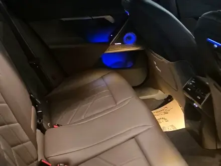 BMW 530 2025 года за 32 000 000 тг. в Алматы – фото 21