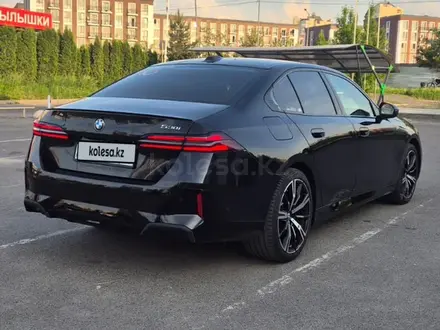 BMW 530 2025 года за 32 000 000 тг. в Алматы – фото 4