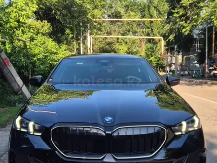 BMW 530 2025 года за 32 000 000 тг. в Алматы
