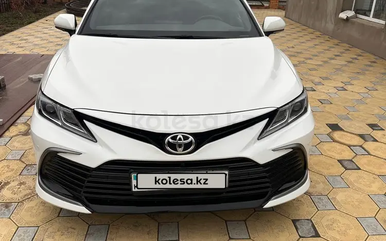 Toyota Camry 2023 годаүшін16 500 000 тг. в Уральск