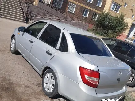 ВАЗ (Lada) Granta 2190 2014 года за 2 000 000 тг. в Экибастуз – фото 2