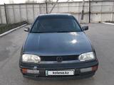 Volkswagen Golf 1992 года за 1 400 000 тг. в Актобе
