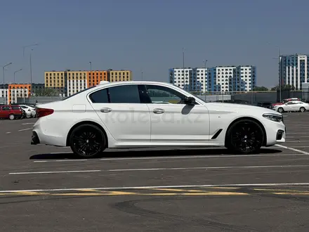 BMW 540 2017 года за 23 000 000 тг. в Алматы – фото 6