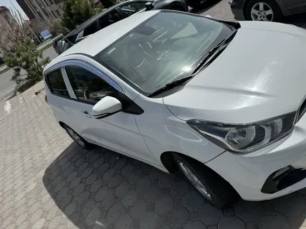 Chevrolet Spark 2016 года за 4 000 000 тг. в Шымкент – фото 2