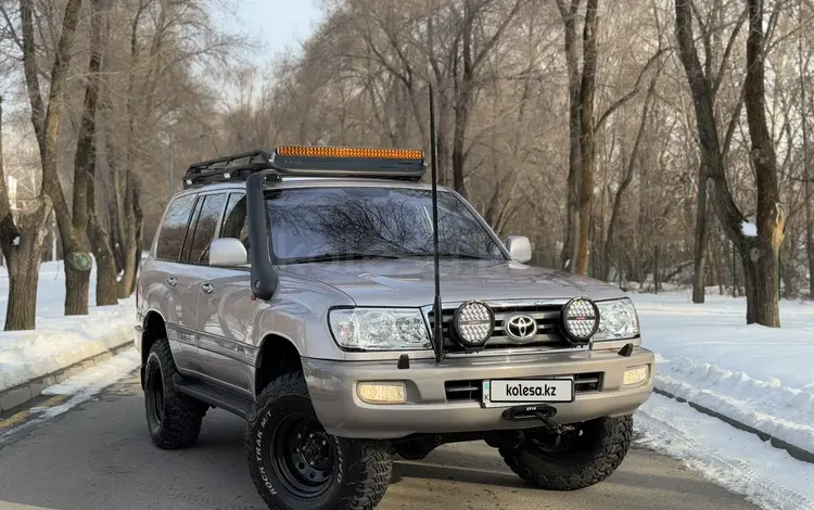 Toyota Land Cruiser 2005 годаүшін19 000 000 тг. в Алматы