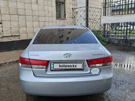 Hyundai Sonata 2005 года за 4 600 000 тг. в Астана – фото 11