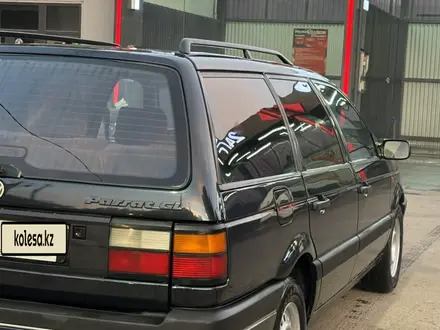 Volkswagen Passat 1991 года за 1 700 000 тг. в Алматы – фото 11