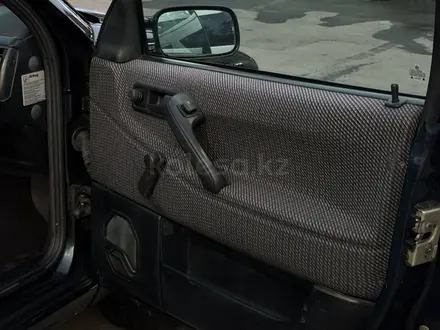 Volkswagen Passat 1991 года за 1 700 000 тг. в Алматы – фото 26