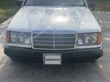 Mercedes-Benz E 230 1988 годаfor1 500 000 тг. в Шымкент