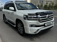 Toyota Land Cruiser 2016 года за 36 000 000 тг. в Астана