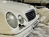 Mercedes-Benz E 320 2000 годаfor6 600 000 тг. в Жезказган – фото 5