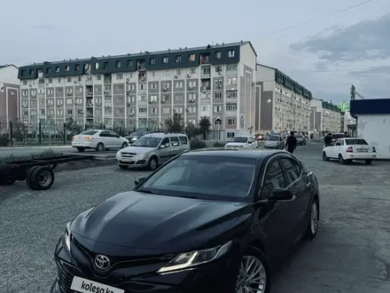 Toyota Camry 2019 года за 13 800 000 тг. в Атырау – фото 10