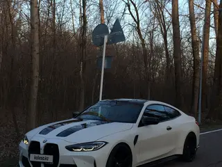 BMW M4, 2022