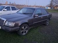 Mercedes-Benz E 260 1992 года за 800 000 тг. в Караганда