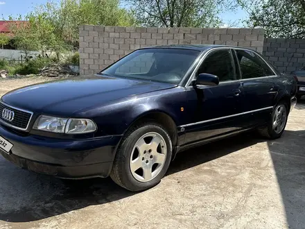 Audi A8 1998 года за 2 000 000 тг. в Шардара – фото 2