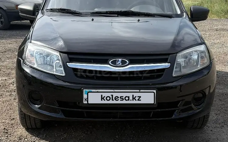 ВАЗ (Lada) Granta 2190 2014 годаүшін2 100 000 тг. в Павлодар