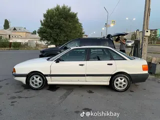 Audi 80