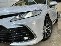 Toyota Camry 2022 года за 24 300 000 тг. в Шымкент