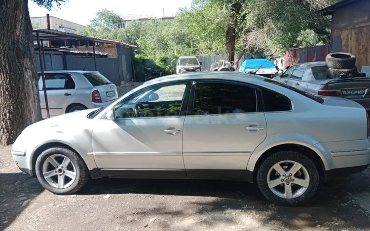 Volkswagen Passat 2004 года за 3 100 000 тг. в Алматы