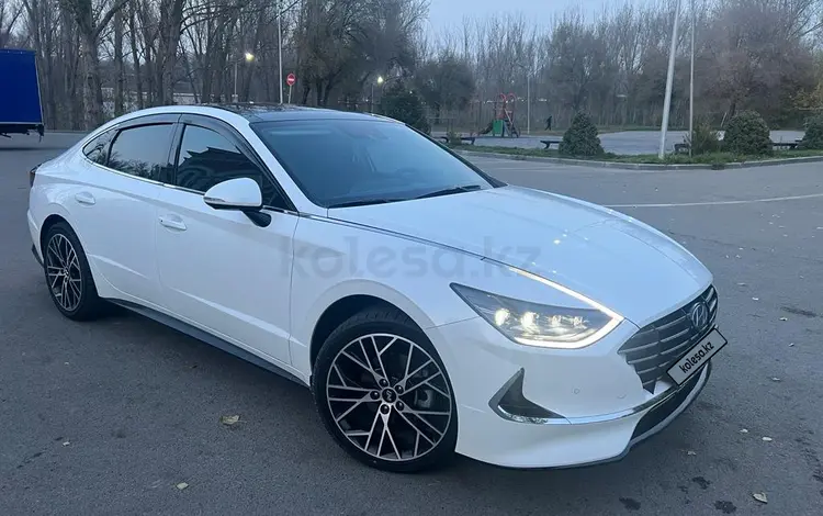 Hyundai Sonata 2022 года за 16 000 000 тг. в Алматы