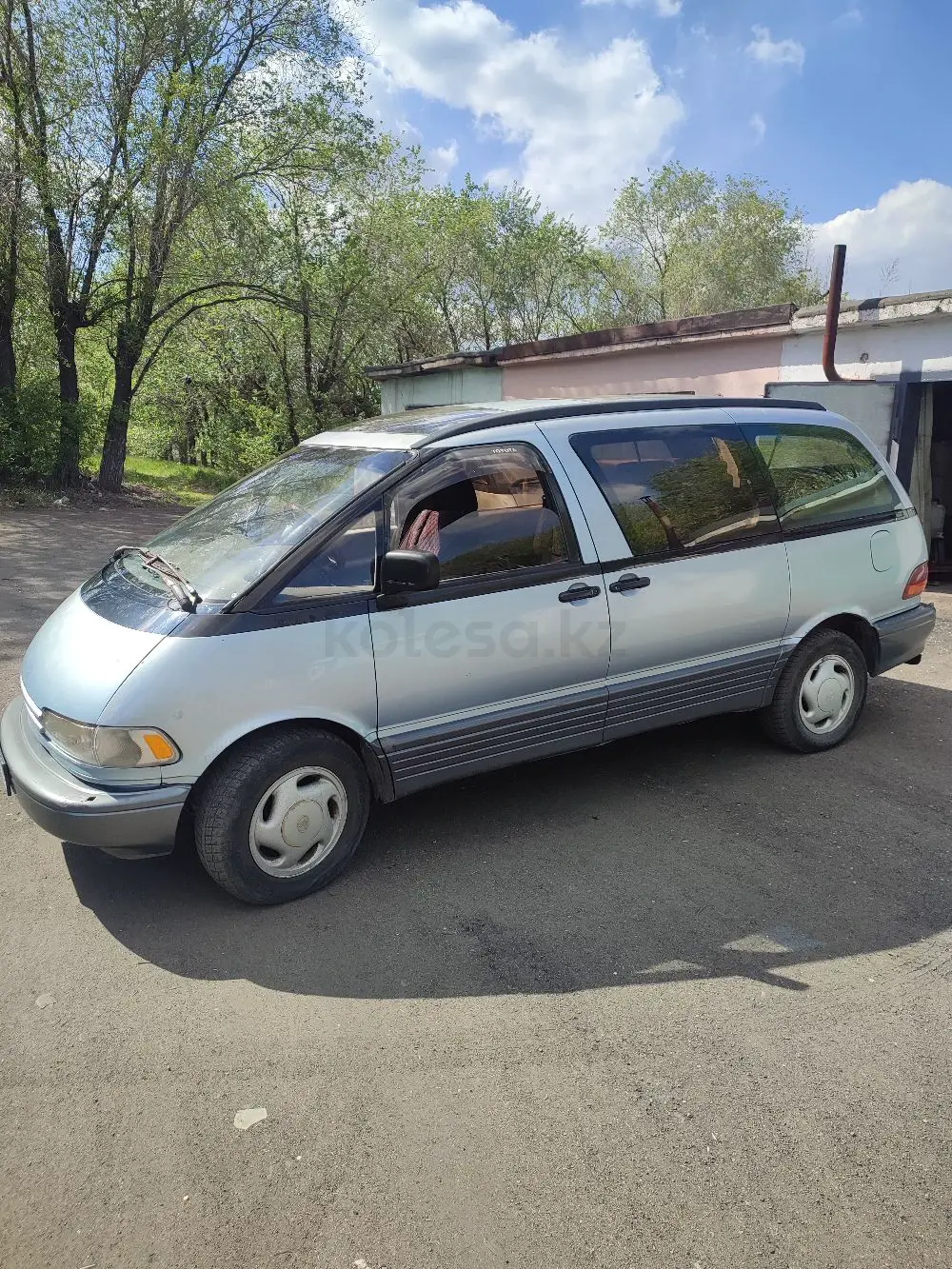 Toyota Estima, 1991
