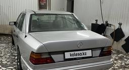 Mercedes-Benz E 230 1989 года за 1 300 000 тг. в Кулан – фото 3