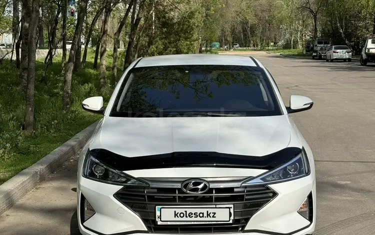 Hyundai Elantra 2020 годаүшін8 400 000 тг. в Алматы