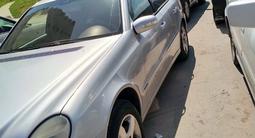 Mercedes-Benz E 320 2004 годаfor5 500 000 тг. в Алматы – фото 3