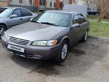 Toyota Camry 1998 года за 3 000 000 тг. в Астана – фото 6