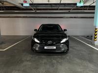 Toyota Camry 2018 года за 12 200 000 тг. в Алматы