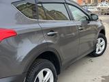 Toyota RAV4 2013 года за 10 000 000 тг. в Актобе – фото 3