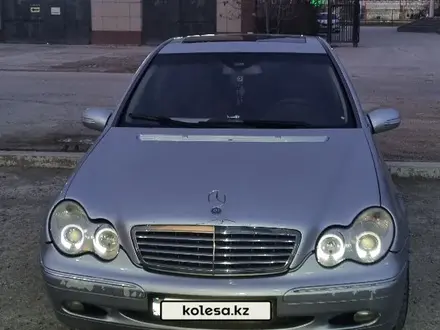 Mercedes-Benz C 230 2006 года за 3 200 000 тг. в Актау – фото 2