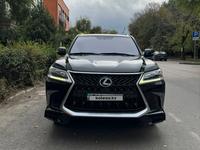 Lexus LX 570 2016 годаfor36 000 000 тг. в Алматы