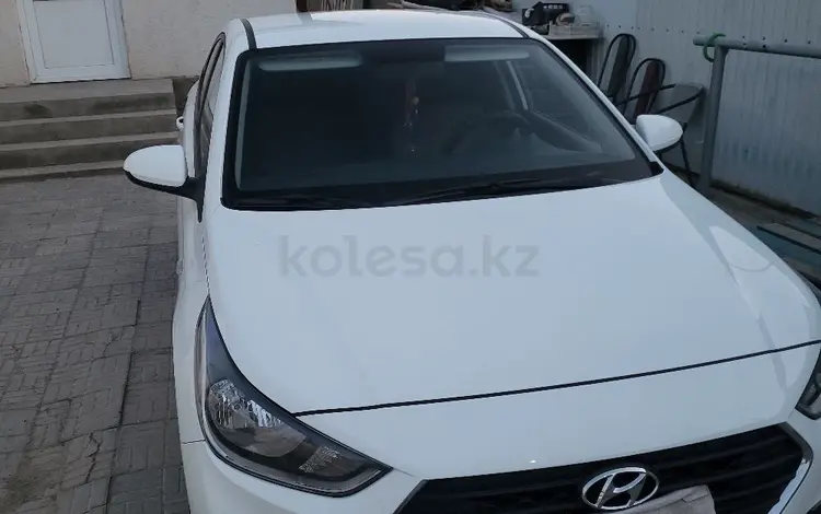 Hyundai Accent 2019 года за 8 000 000 тг. в Атырау