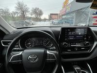 Toyota Highlander 2021 года за 24 800 000 тг. в Шымкент