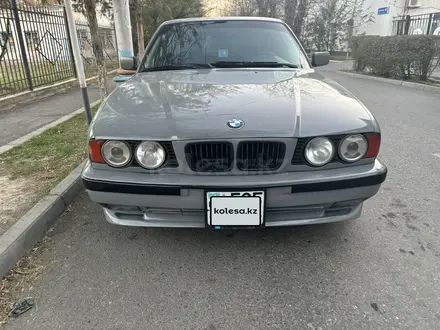 BMW 525 1993 года за 1 700 000 тг. в Кентау – фото 2