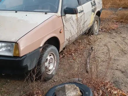 ВАЗ (Lada) 2110 2001 года за 750 000 тг. в Семей – фото 4