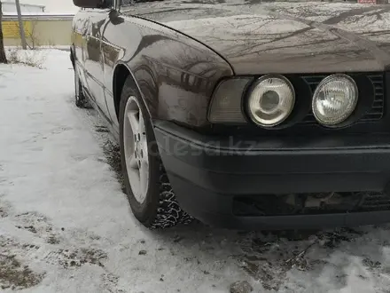 BMW 525 1990 года за 1 300 000 тг. в Павлодар